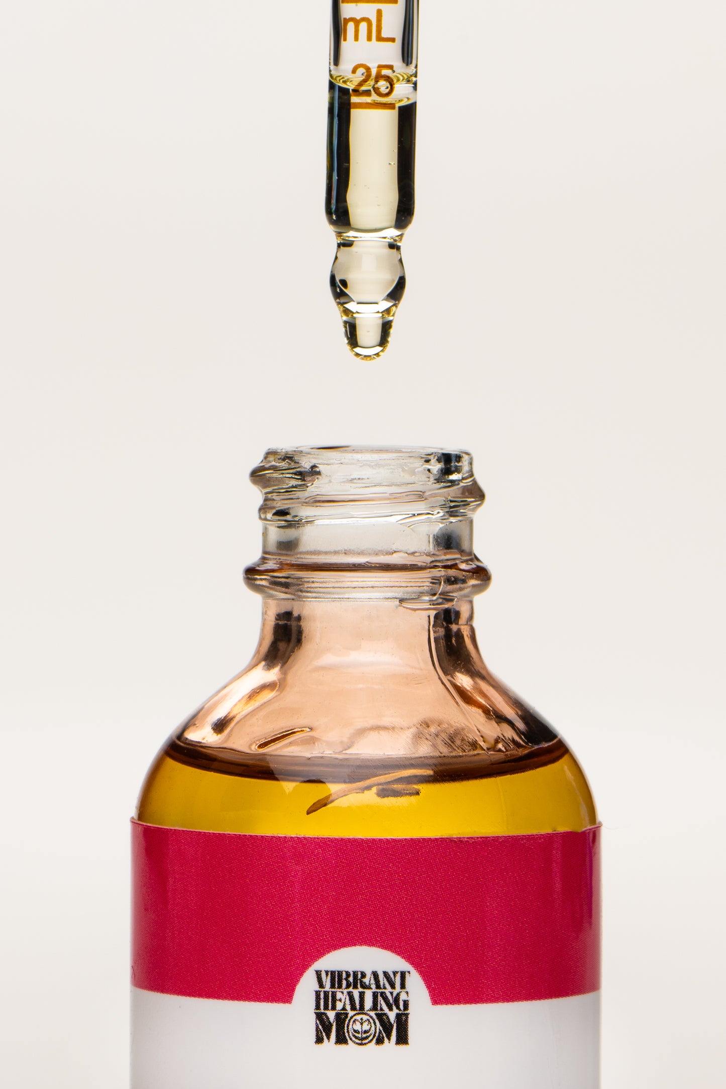 Strawberry Yoni Oil – Nourish, Hydrate & Restore Your Feminine Wellness